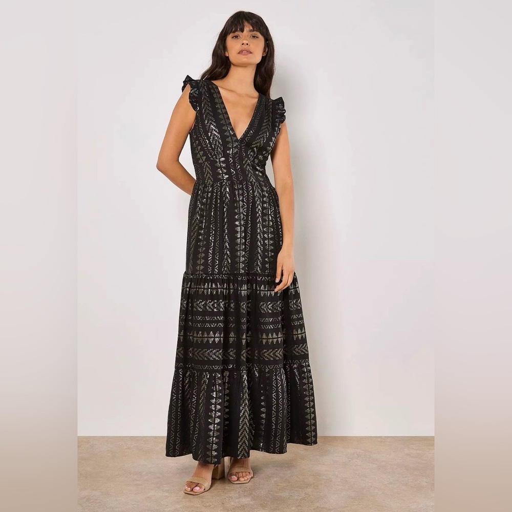 ⚠️STUNNING Apricot 🍑 - Women’s Black Patterned Maxi Dress with V-Neck - Picture 8 of 8